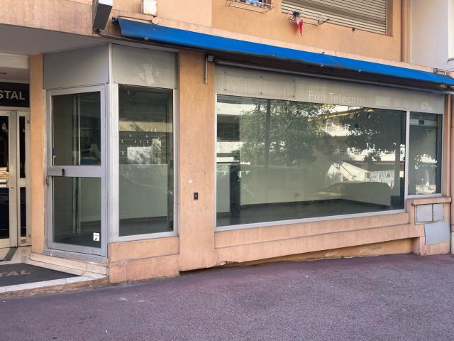 Local Commercial Antibes Centre