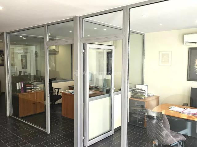 Local commercial / Bureaux
