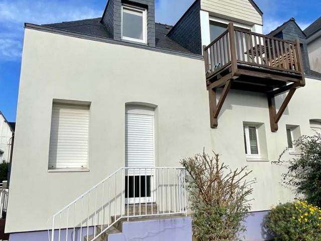 LOCAL COMMERCIAL BUREAUX MAISON CENTRE VILLE