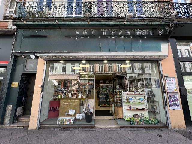 Local Commercial / Bureaux rue Léon Gambetta République