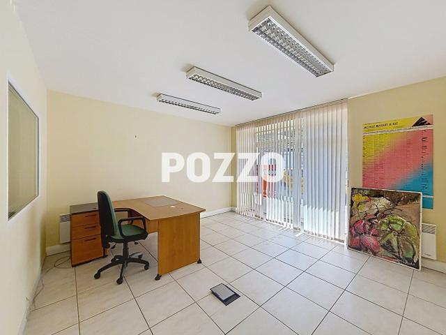 Local commercial Balleroy sur drOme 67.6 m2