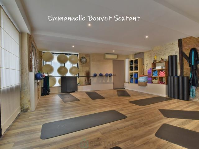 Local commercial Bergerac hyper centre