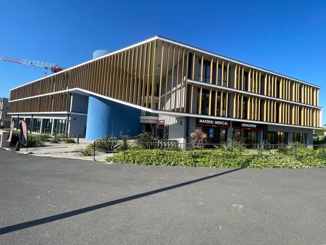 Local commercial Beziers 62 m2