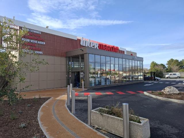 Local commercial centre commercial Intermarche à Cabannes