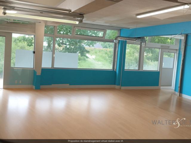 Local commercial de 160 m2 sur lesneven blanchisserie