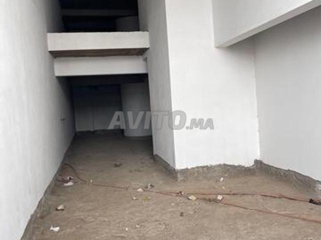 Local commercial de 130m² bien situé à Sonaba