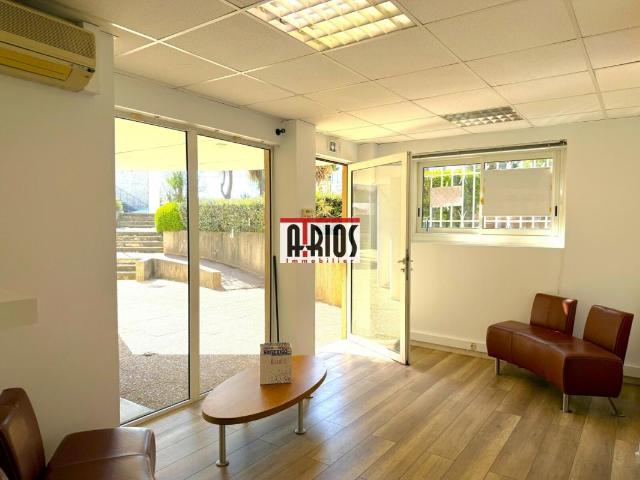 LOCAL COMMERCIAL DE 49m²