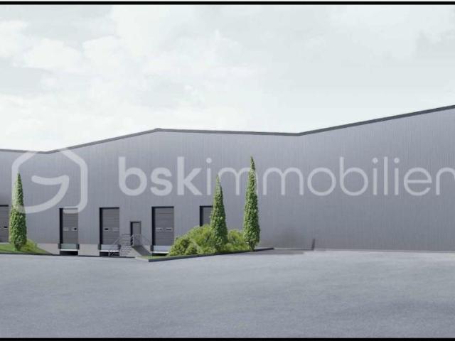 Local commercial de 4 279 m² à Samazan