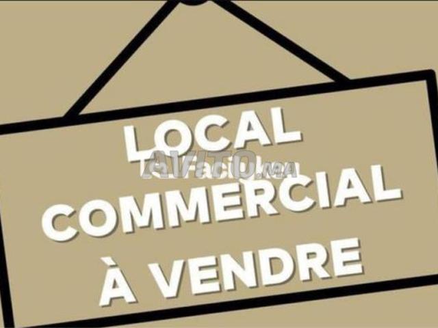 Local commercial de 65 m² à Bouskoura