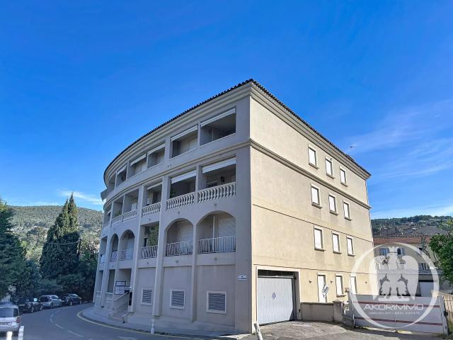LOCAL COMMERCIAL DRAGUIGNAN 129M2 BELLE OPPORTUNITÉ