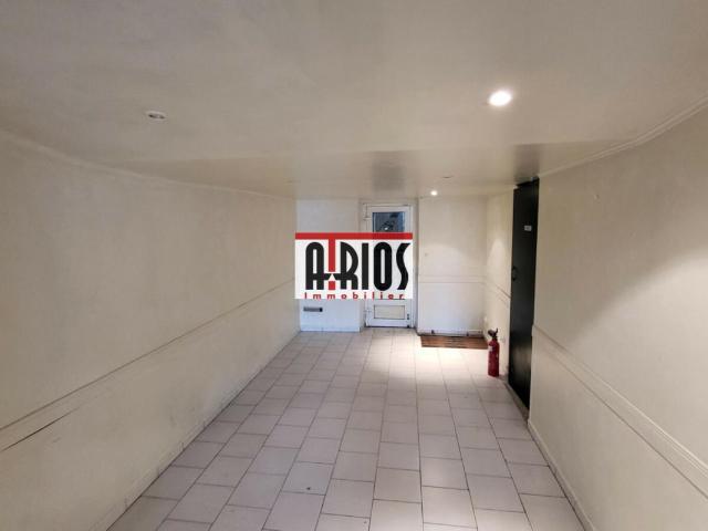 Local commercial en centre ville 47 m² + cave