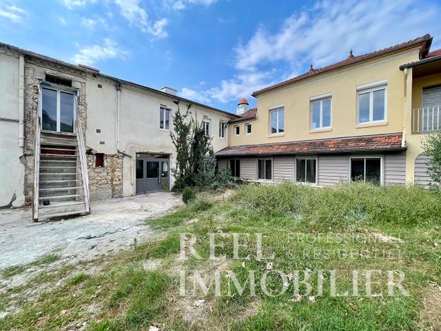 Local Commercial en Emplacement N 1