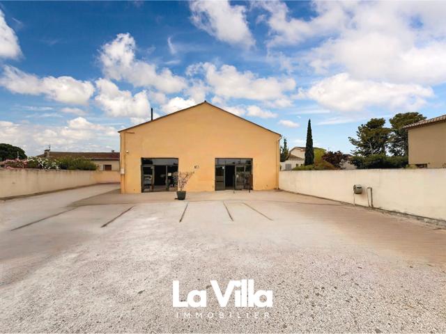 Local commercial Entraigues Sur La Sorgue 80 m2