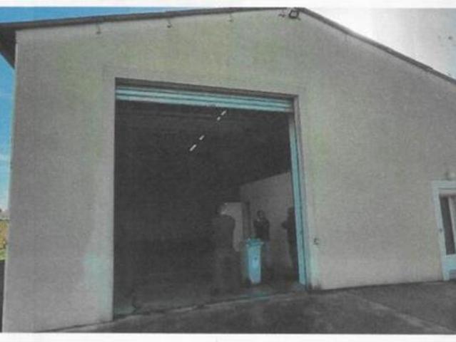Local commercial F2