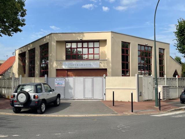 LOCAL COMMERCIAL INDEPENDANT DE 515 m2