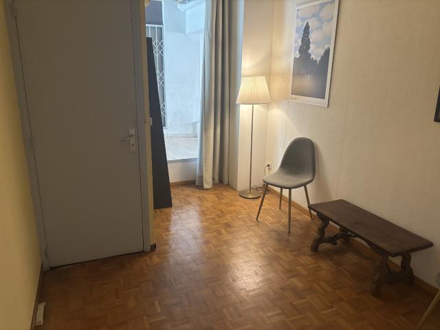 LOCAL COMMERCIAL PEYROU