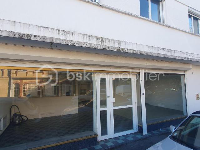 Local commercial polyvalent – Cœur de Tarbes – 226 m²