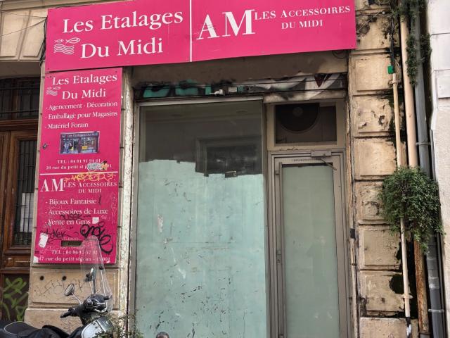 LOCAL COMMERCIAL / RUE THUBANEAU / SECTEURS GARE ST CHARLES CANEBIERES 13001 MARSEILLE