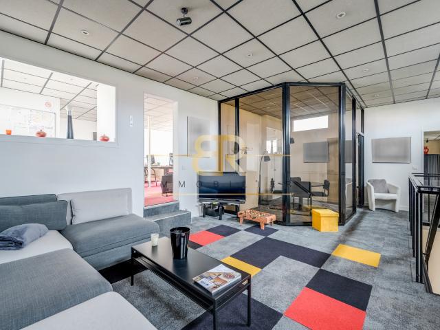 LOCAL COMMERCIAL / RER A / BORDS DE MARNE /