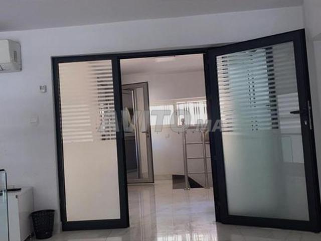 Local commercial rond point Milano Massira1 Temara