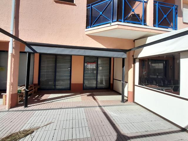 Local Commercial saisonnier Place Agora