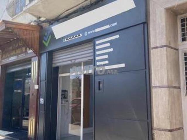 Local commercial titré 45 m2 — Av Moulay Rachid