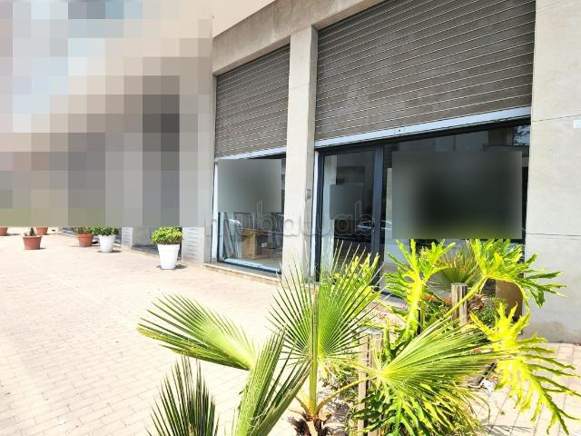 Local Commercial Tous Commerces 327m2 Palmier