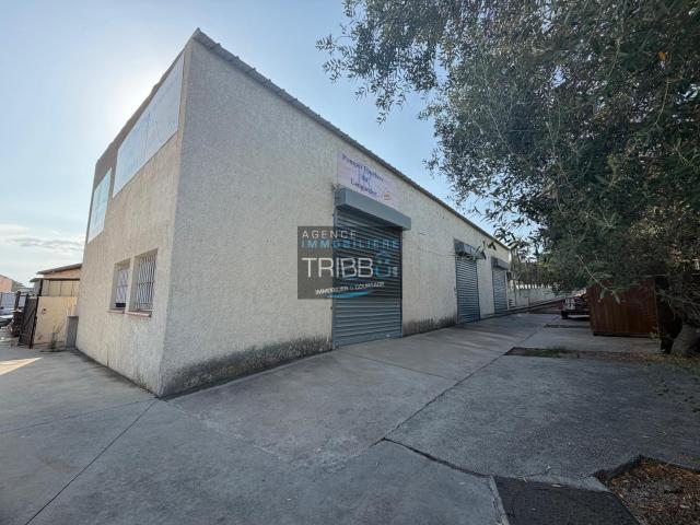 LOCAL COMMERCIAL ZONE INDUSTRIELLE CANOHES