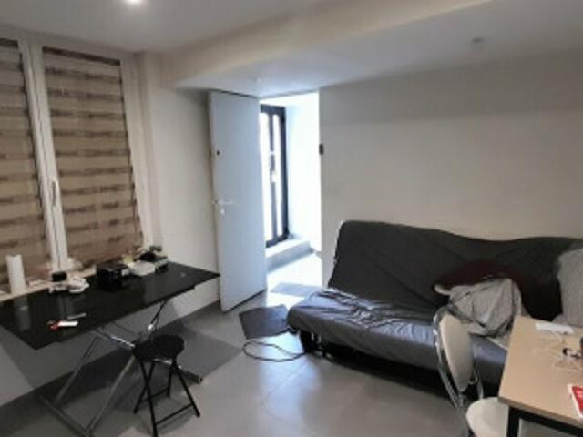 Local commercial 06000
