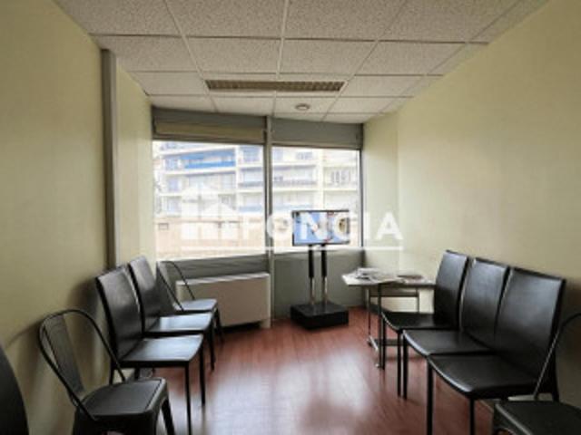 Local commercial 06400