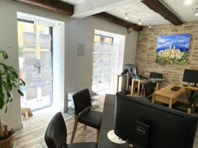 Local commercial 06410