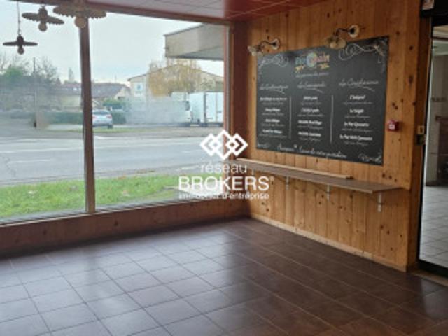 Local commercial 01000