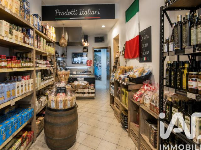 Local commercial 140 m²