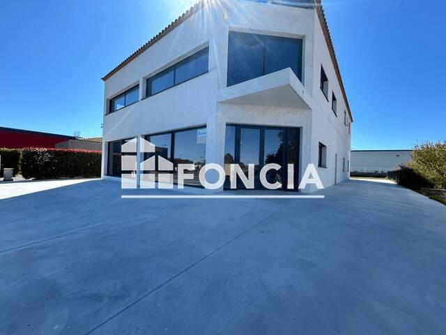 Local Commercial 149