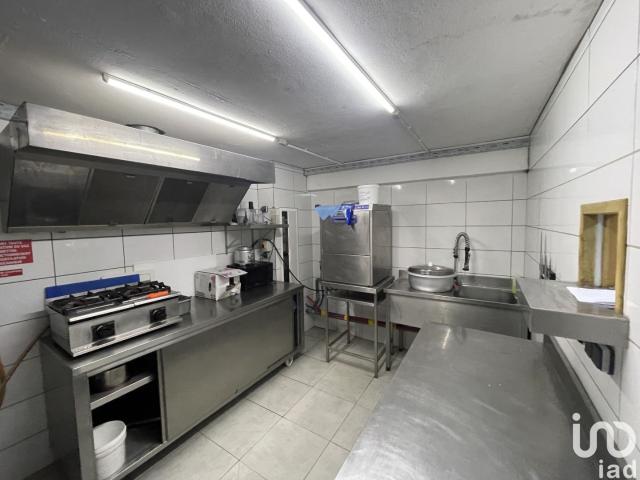 Local commercial 153 m²