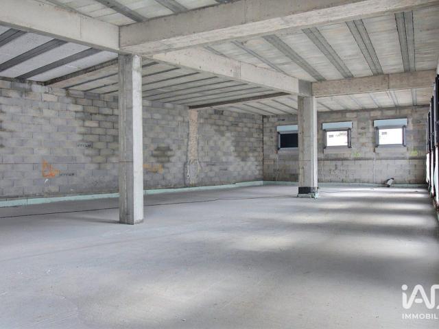 Local commercial 155 m²
