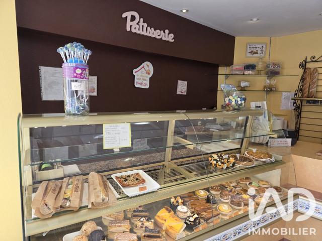 Local commercial 158 m²