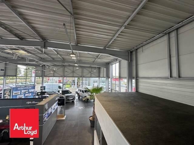 Local Commercial 1607