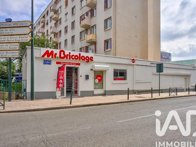 Local commercial 160 m²