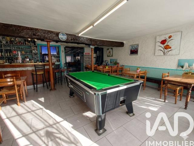 Local commercial 161 m²