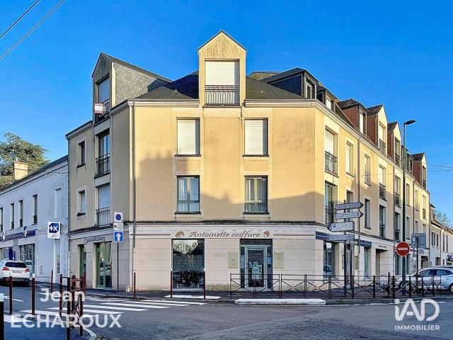 Local commercial 162 m²