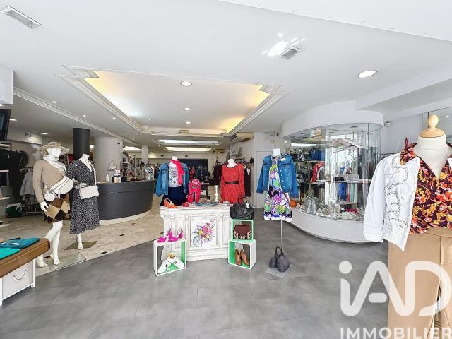 Local commercial 167 m²