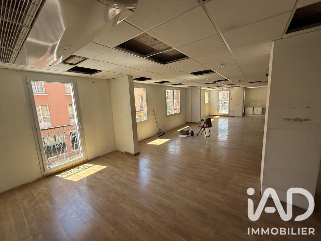Local commercial 170 m²