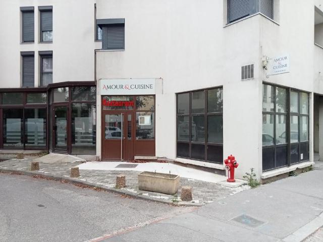 Local commercial 172m²