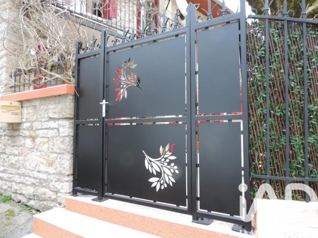 Local commercial 180 m²