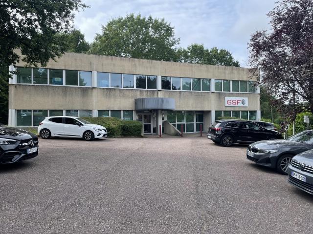 LOCAL COMMERCIAL 107m2