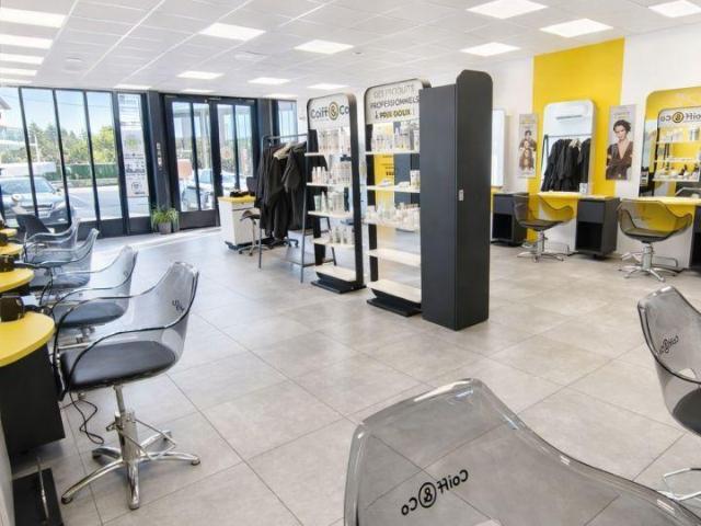 Local commercial 120 m²