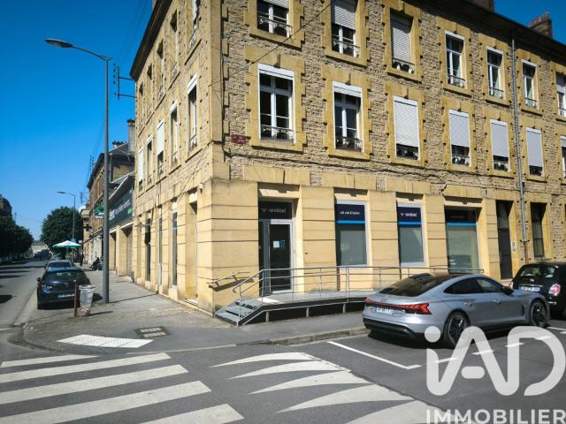 Local commercial 120 m²