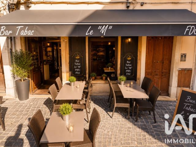 Local commercial 130 m²