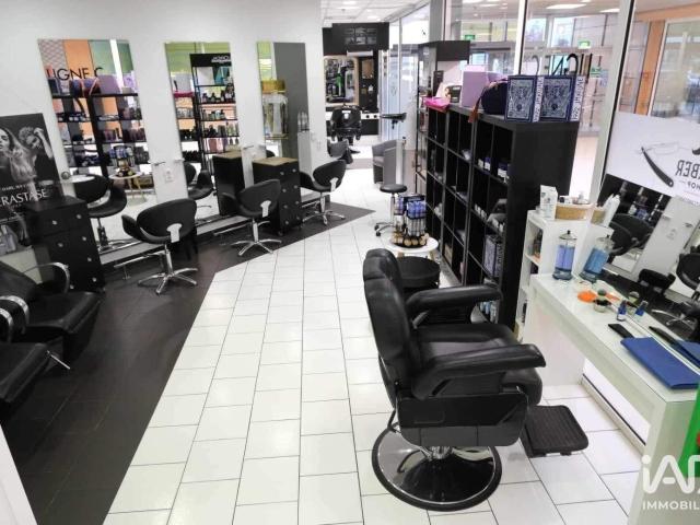 Local commercial 135 m²